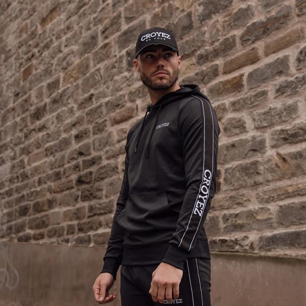 Croyez abstract cap zwart