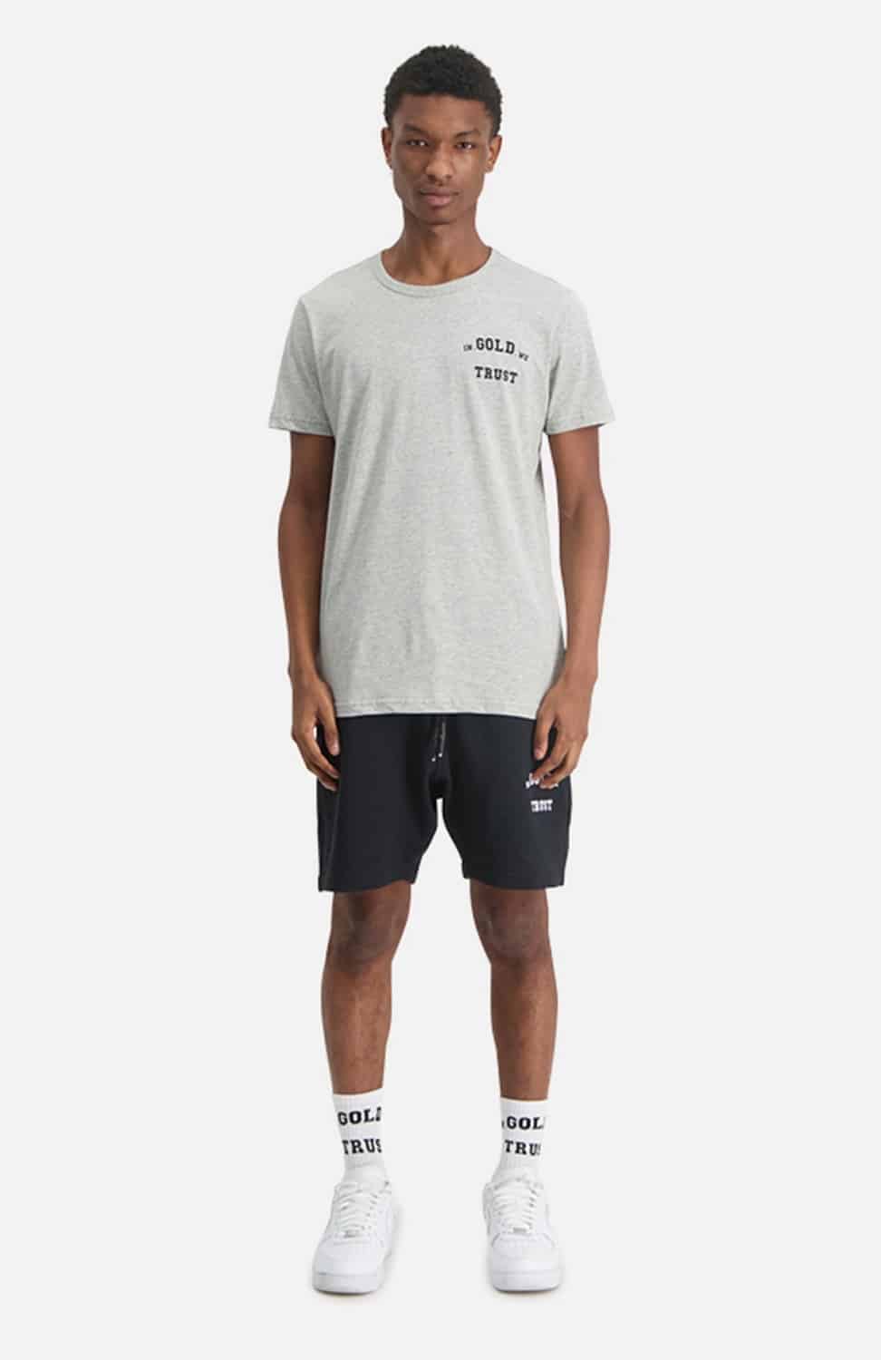 In Gold We Trust Basic T-shirt Grijs