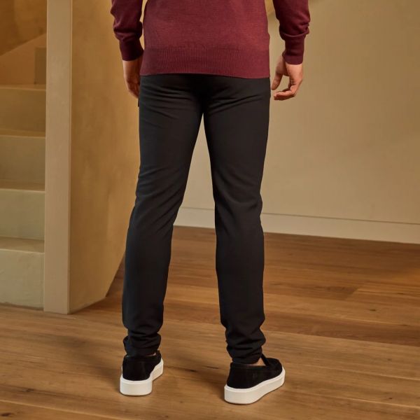 Malelions Core Chino Zwart