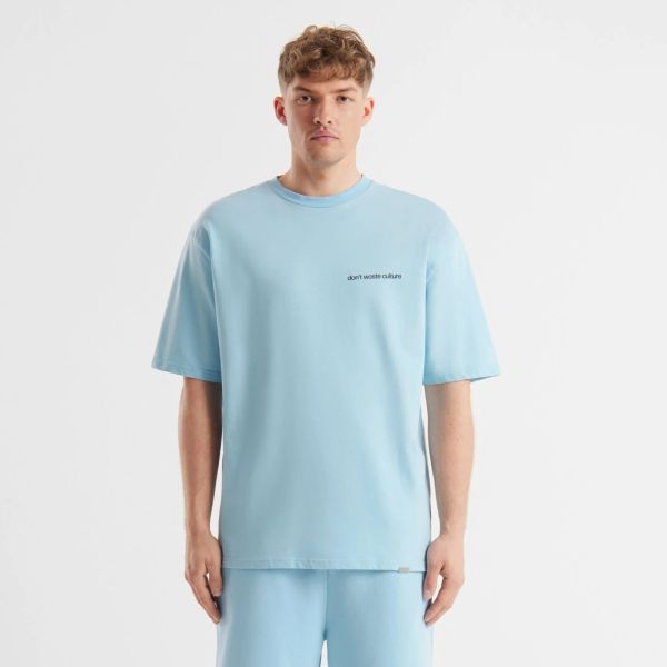 Don't Waste Culture Cleo T-shirt Licht Blauw