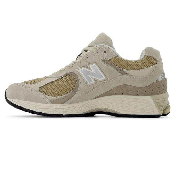 New Balance 2002R Sneaker Beige