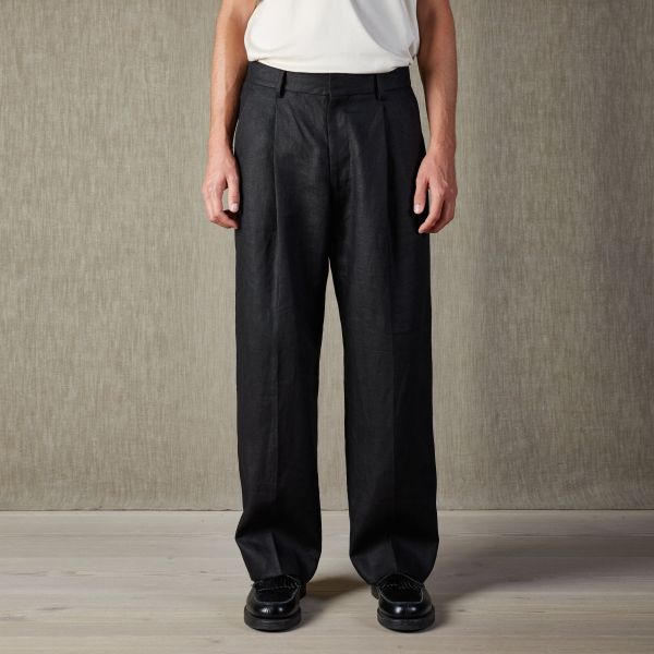 NN.07 Kay Broek Zwart