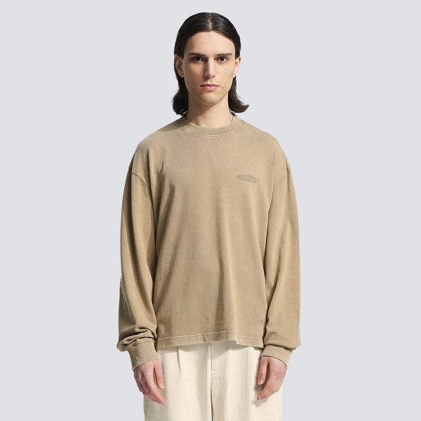 Bram’s Fruit Gardening Distressed Longsleeve T-shirt Beige