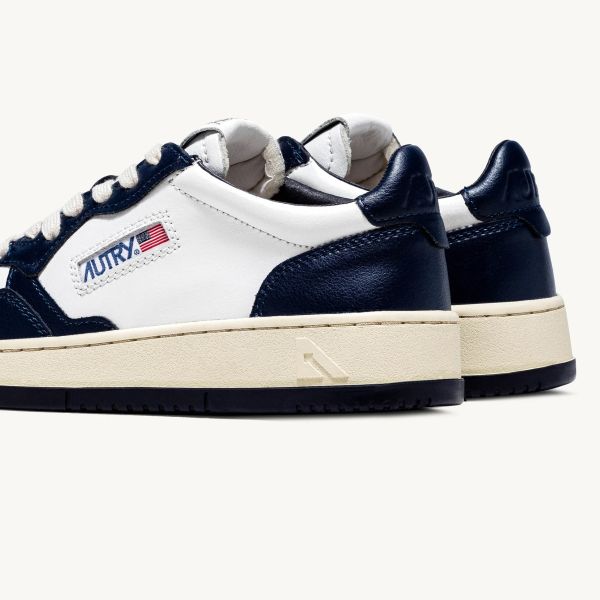 Autry Medalist Low Sneaker Wit/Navy