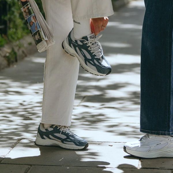 Mercer Amsterdam The Re-Run Pineapple 2.0 Sneaker Blauw