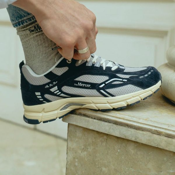 Mercer Amsterdam The Re-Run Vintage Sneaker Navy