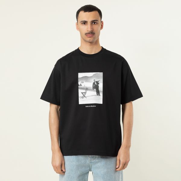Drôle De Monsieur Ice Skating Waiter T-shirt Zwart