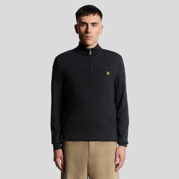 Lyle & Scott Lambswool Blend Quarter Zip Sweater Zwart