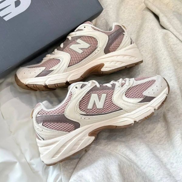 New Balance 530 Sneaker Off White/Bordeaux