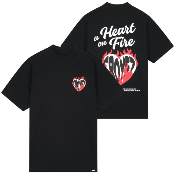 Croyez Heart On Fire T-shirt Zwart