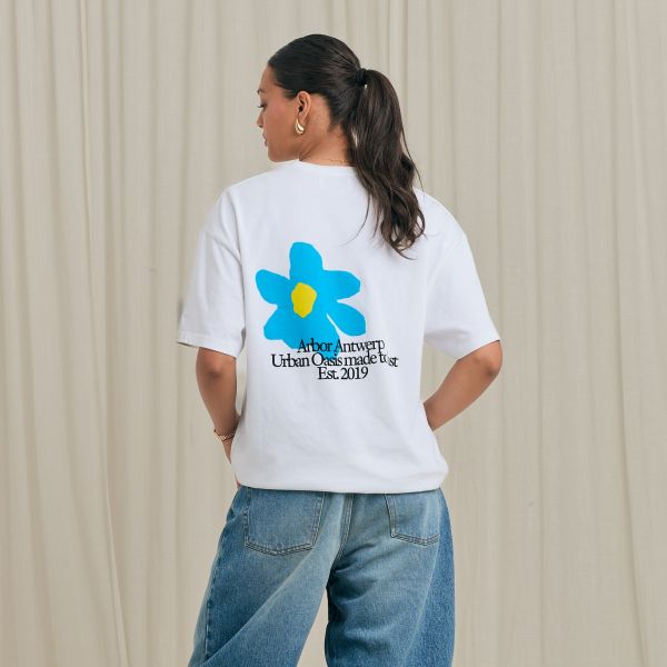 Arbor Antwerp Flower Oasis Blue T-shirt Wit
