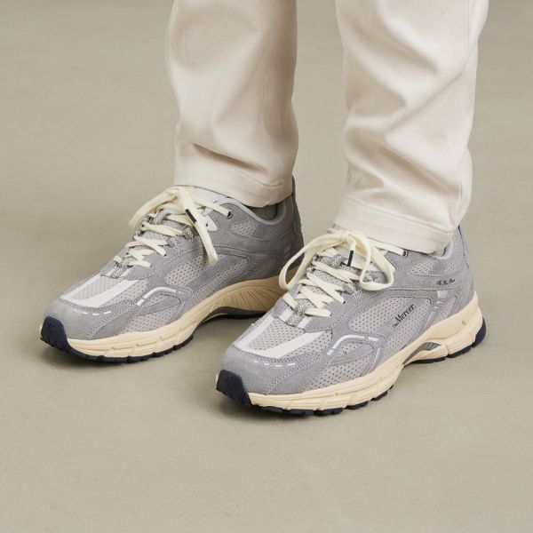 Mercer Amsterdam The Re-Run Vintage Sneaker Grijs