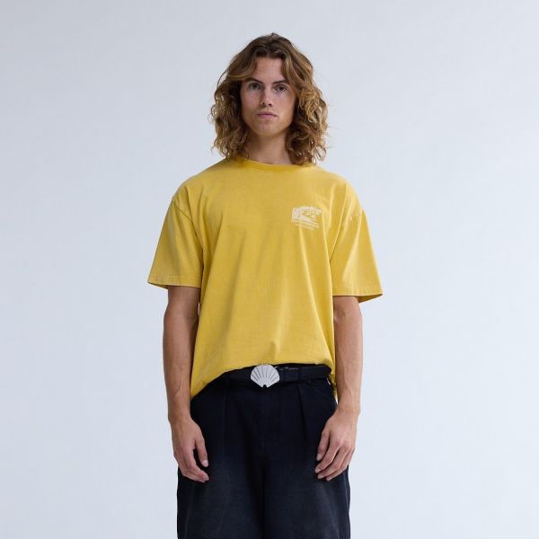 New Amsterdam Surf Association Beach Sign T-shirt Geel