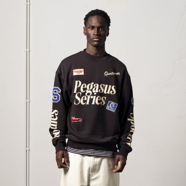 Goodies Sportive Multipatches Premium Sweater Zwart