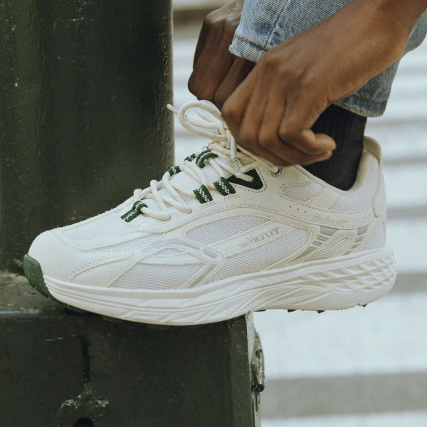 The Mercer Brand The Re-Run MAX Sneaker Off White