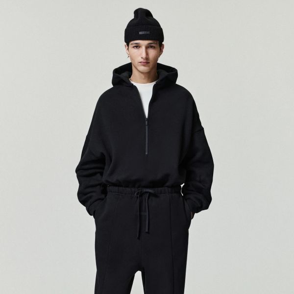 Fear Of God Essentials Property Lounge Half Zip Hoodie Zwart