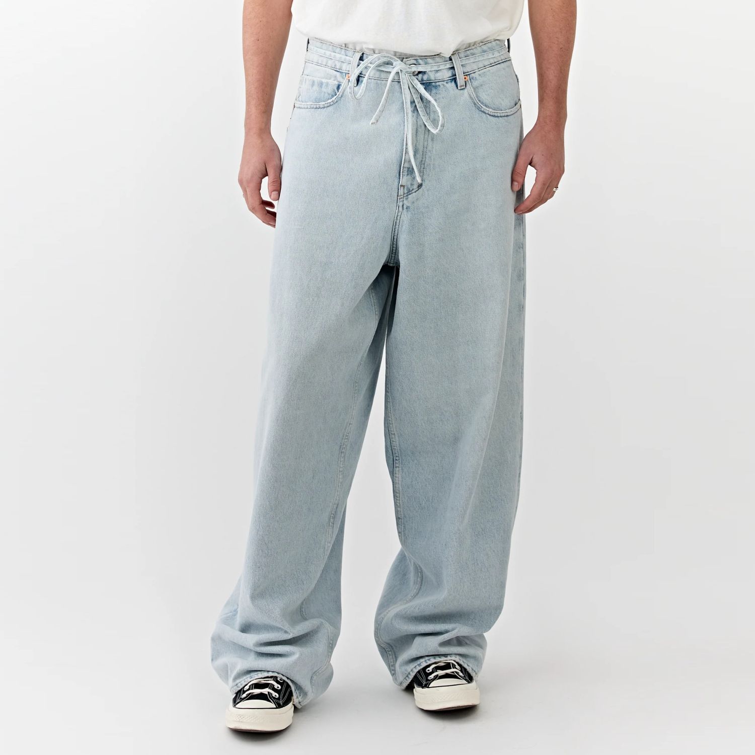 Tenue Noah Baggy Jeans Licht Blauw