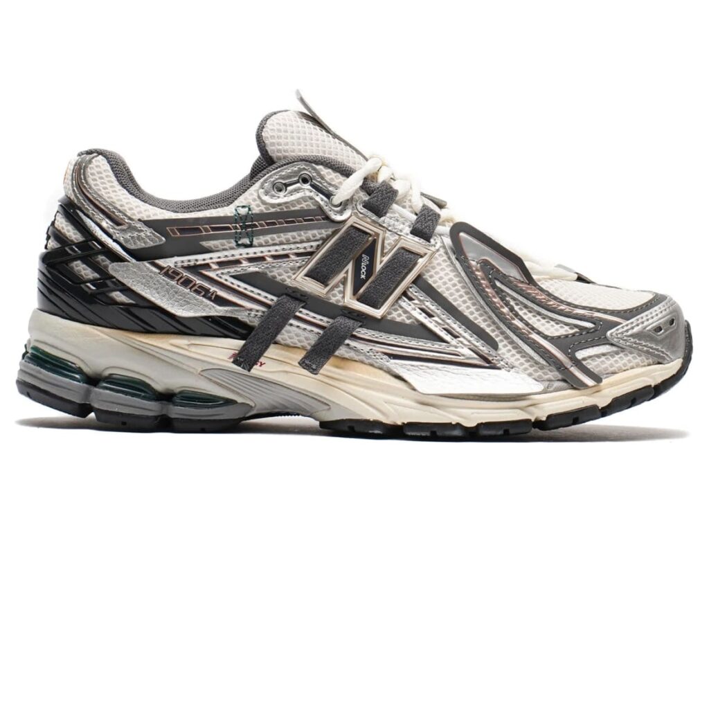 New Balance 1906A Sneaker Zilver
